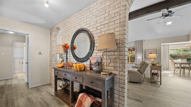 1219 Coe Road, Pinehurst, TX 77362