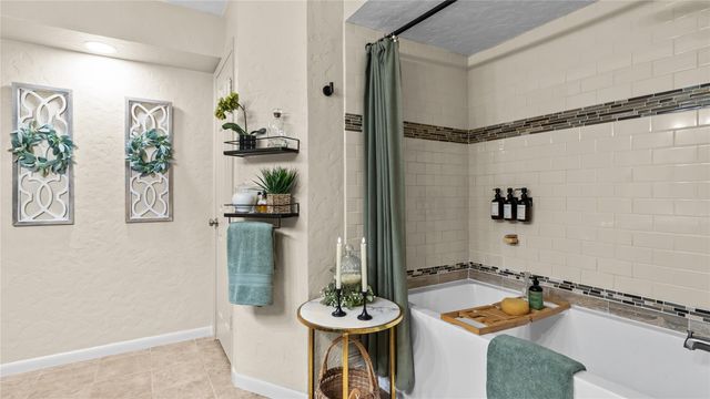 1219 Coe Road, Pinehurst, TX 77362