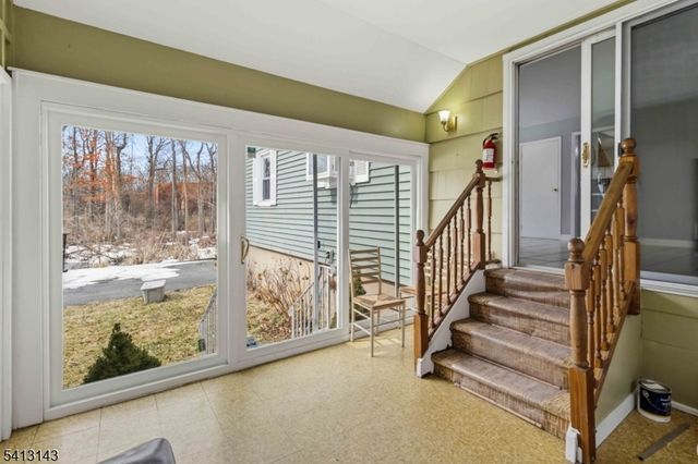 34 Sand Hill Rd, Morristown Town, NJ 07960