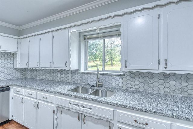 6301 S Choctaw Road, Choctaw, OK 73020