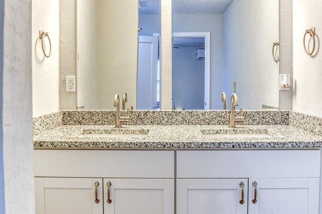 6301 S Choctaw Road, Choctaw, OK 73020