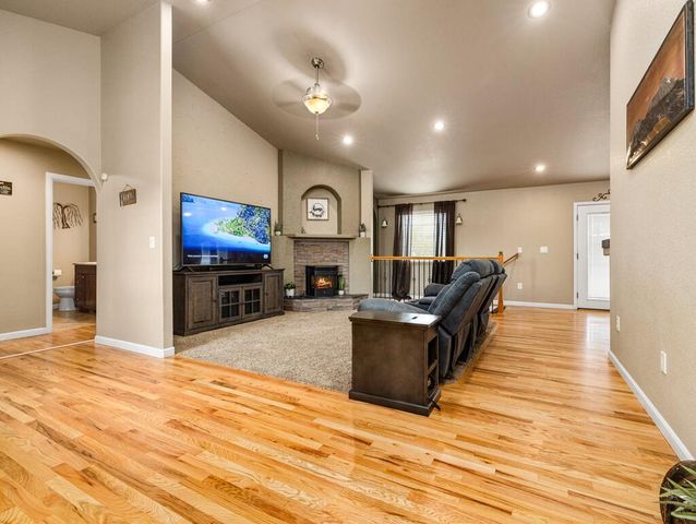228 E Hastings Ave, Pueblo West, CO 81007