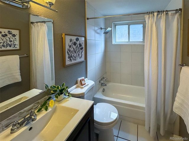155 S Pennsylvania St 202, Denver, CO 80209