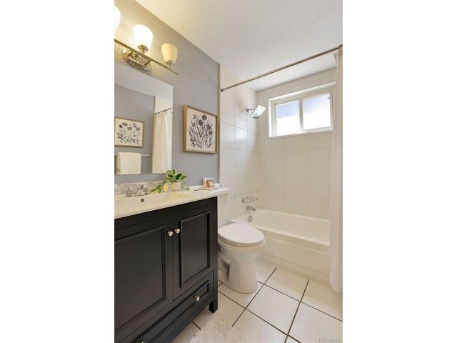 155 S Pennsylvania St 202, Denver, CO 80209