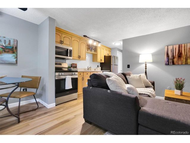 155 S Pennsylvania St 202, Denver, CO 80209
