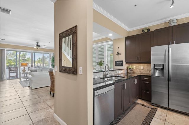 528 FOREST WAY, Longboat Key, FL 34228