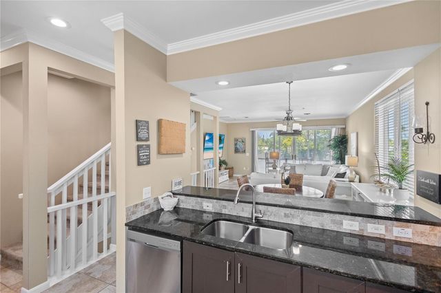 528 FOREST WAY, Longboat Key, FL 34228