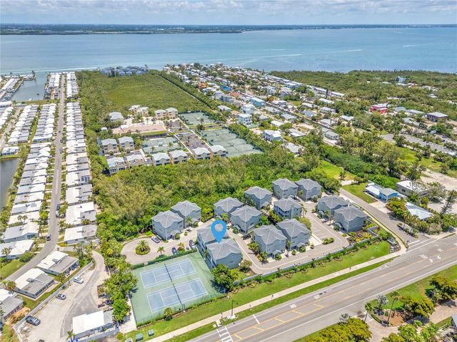 528 FOREST WAY, Longboat Key, FL 34228
