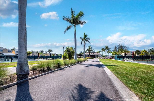 528 FOREST WAY, Longboat Key, FL 34228