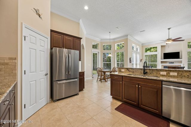 412 SIERRA VISTA Court, St. Johns, FL 32259