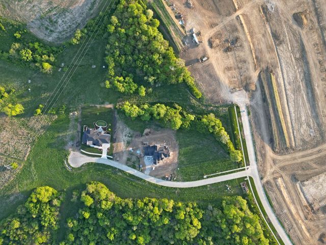 1331 S Auburn Place, West Des Moines, IA 50266