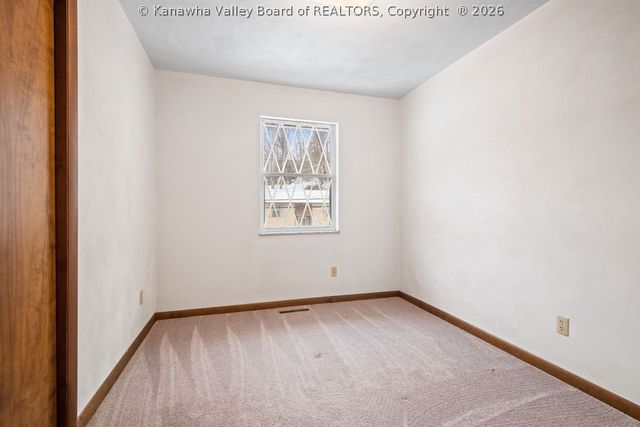 54 Oakmont Drive, Poca, WV 25159