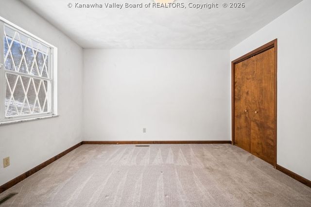 54 Oakmont Drive, Poca, WV 25159