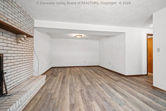 54 Oakmont Drive, Poca, WV 25159