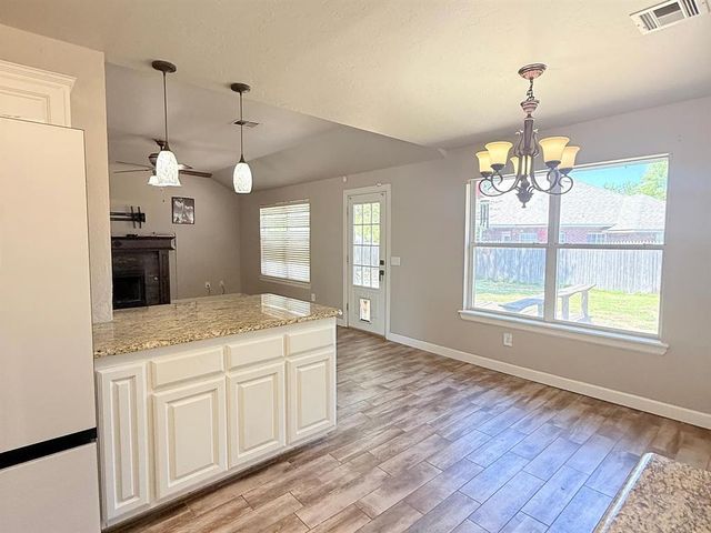 1801 Brittany Lane, Edmond, OK 73003
