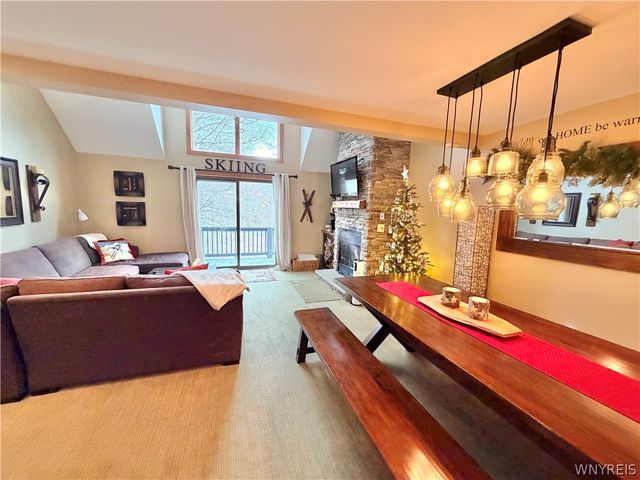 118 Holiview, Ellicottville, NY 14731