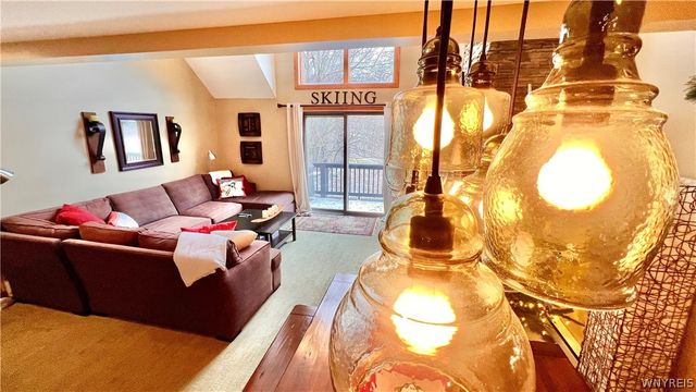 118 Holiview, Ellicottville, NY 14731