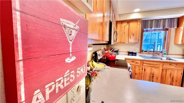 118 Holiview, Ellicottville, NY 14731