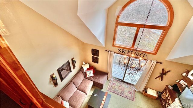 118 Holiview, Ellicottville, NY 14731