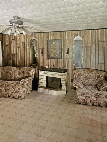 13637 Highway 111, Anacoco, LA 71403