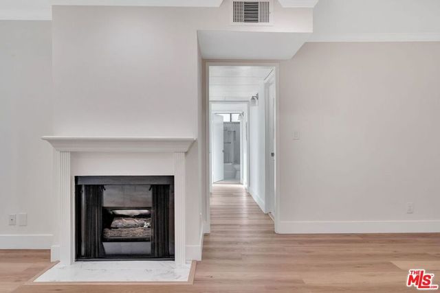 1520 N Vista Street 203, Los Angeles, CA 90046
