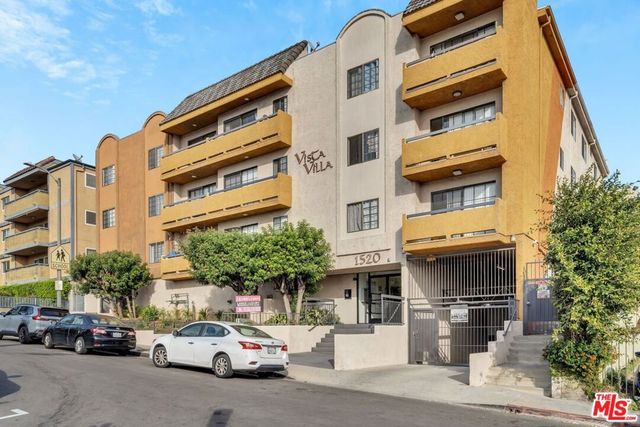 1520 N Vista Street 203, Los Angeles, CA 90046