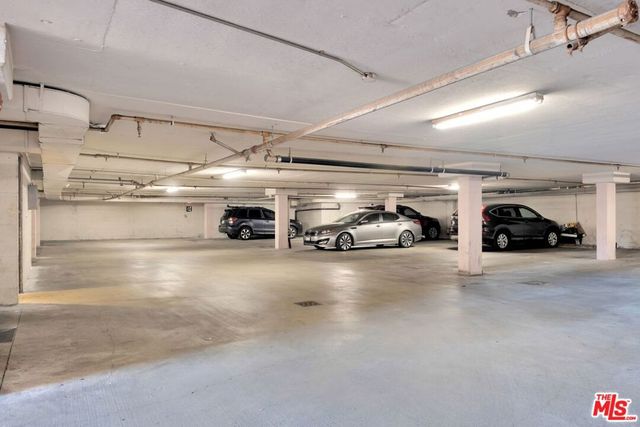 1520 N Vista Street 203, Los Angeles, CA 90046