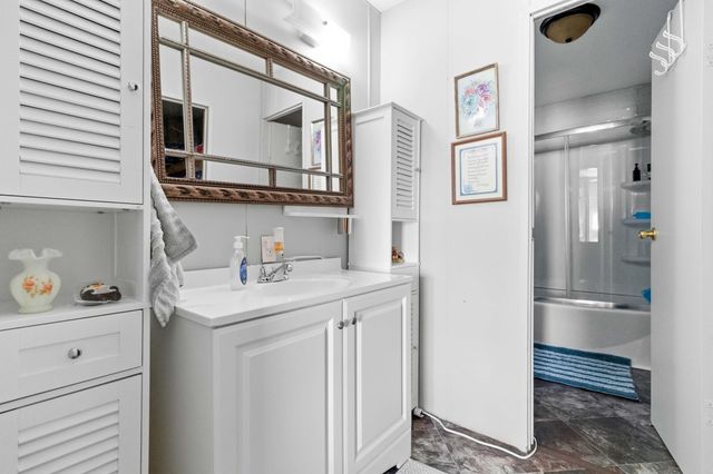 1072 Dry Branch Road, Irvine, KY 40336