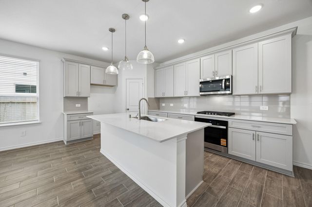 206 Prairie Ridge Lane, Montgomery, TX 77356