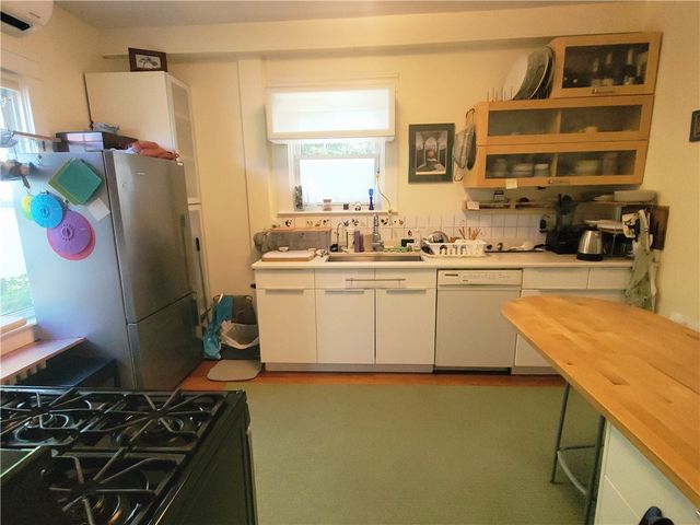451 River Avenue, Providence, RI 02908