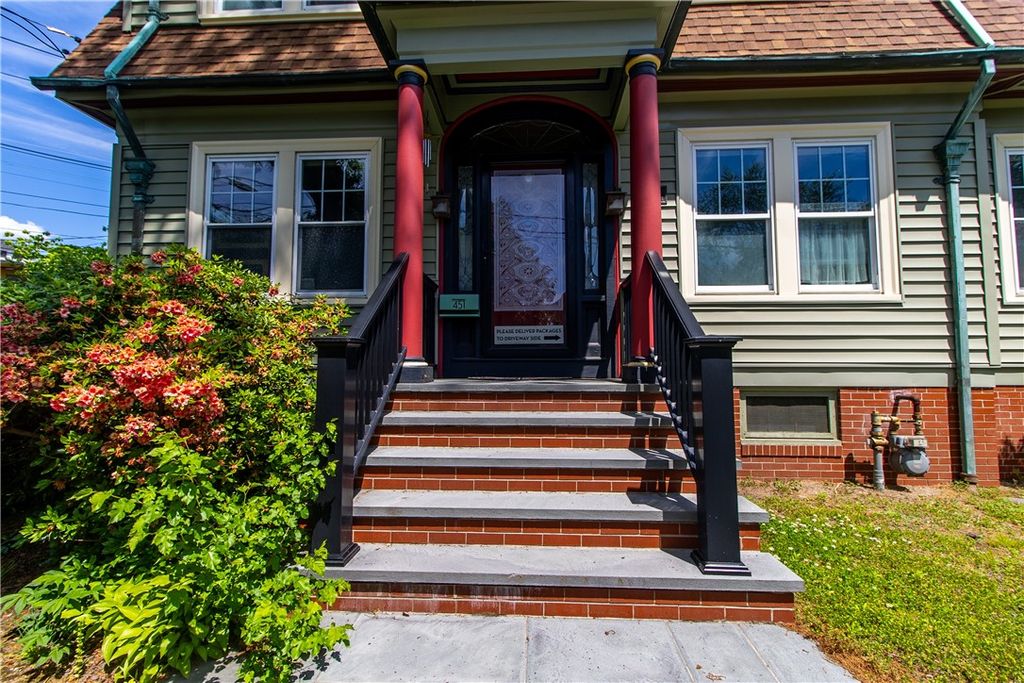 451 River Avenue, Providence, RI 02908