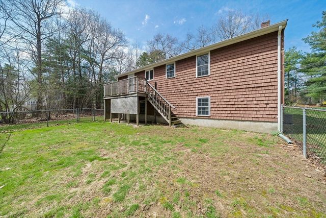 988 E Washington St, Hanson, MA 02341