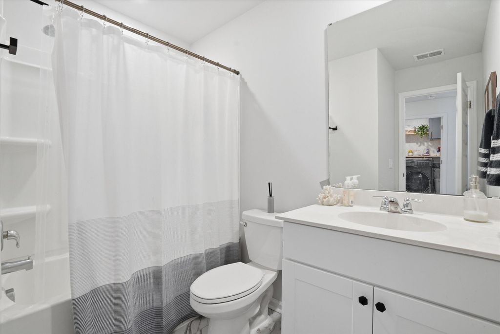 Image 28 of property listing at 129 Spotted Way, Summerville, SC 29485