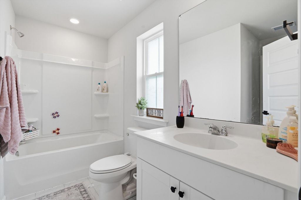 Image 35 of property listing at 129 Spotted Way, Summerville, SC 29485
