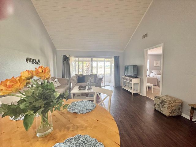 1106 VILLA LANE 81, Apopka, FL 32712
