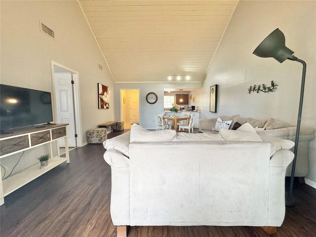 1106 VILLA LANE 81, Apopka, FL 32712