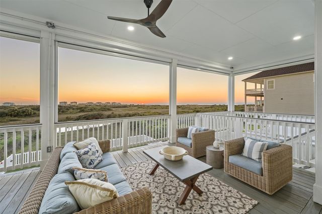 25935 Bay Breeze Drive, Galveston, TX 77554