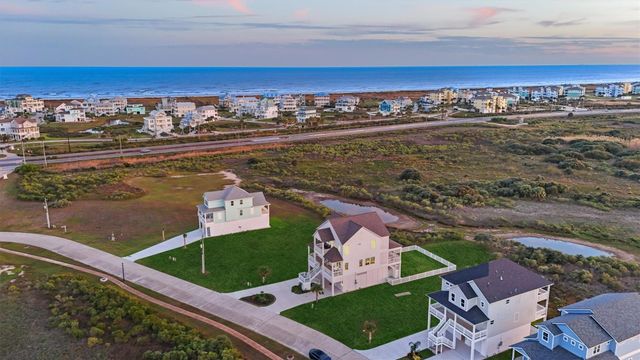 25935 Bay Breeze Drive, Galveston, TX 77554