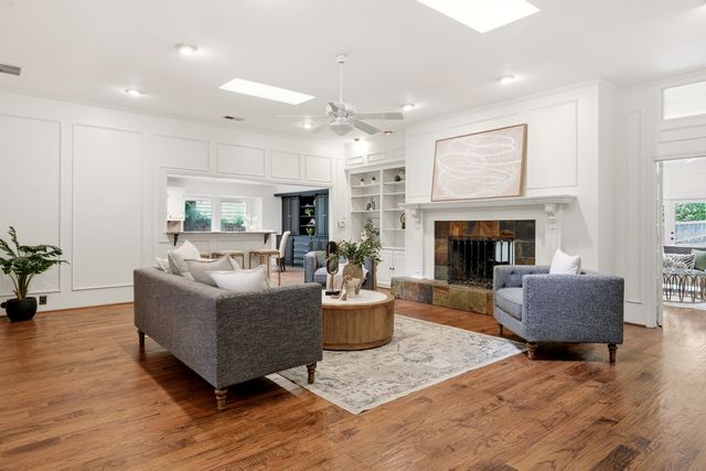 9223 Club Glen Drive, Dallas, TX 75243