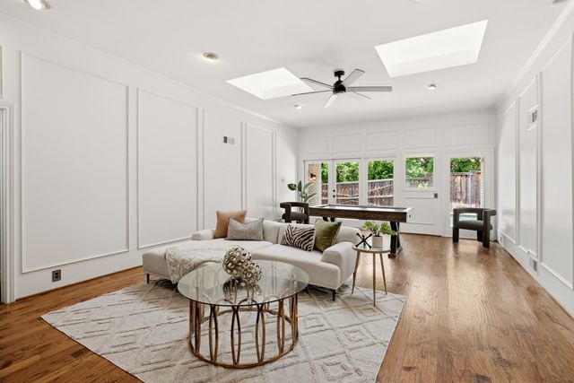9223 Club Glen Drive, Dallas, TX 75243