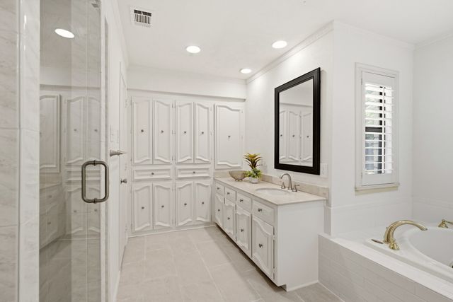 9223 Club Glen Drive, Dallas, TX 75243