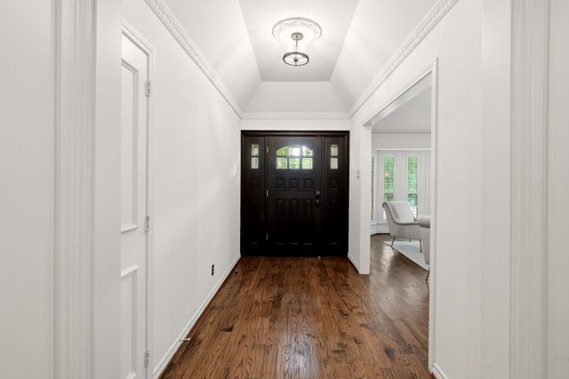 9223 Club Glen Drive, Dallas, TX 75243