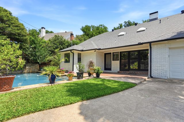 9223 Club Glen Drive, Dallas, TX 75243