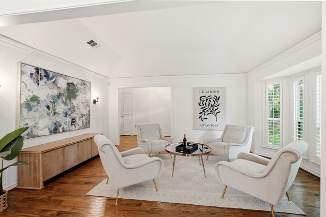 9223 Club Glen Drive, Dallas, TX 75243