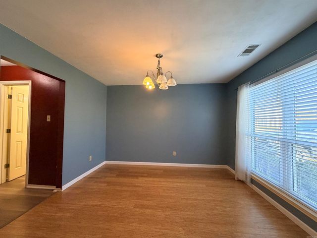 18 Westglen Cove, Little Rock, AR 72211