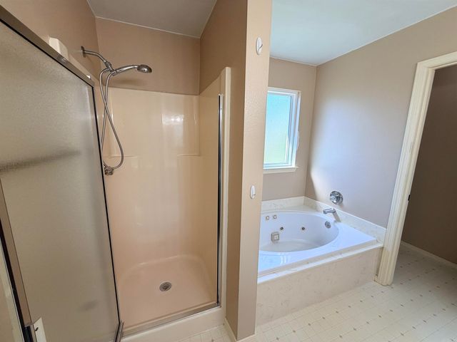 18 Westglen Cove, Little Rock, AR 72211