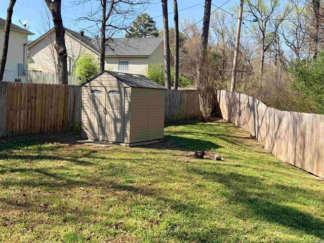 18 Westglen Cove, Little Rock, AR 72211