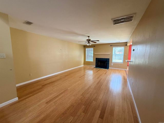 18 Westglen Cove, Little Rock, AR 72211