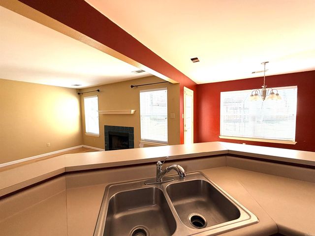 18 Westglen Cove, Little Rock, AR 72211