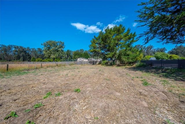 1144 Arboles Way, Arroyo Grande, CA 93420